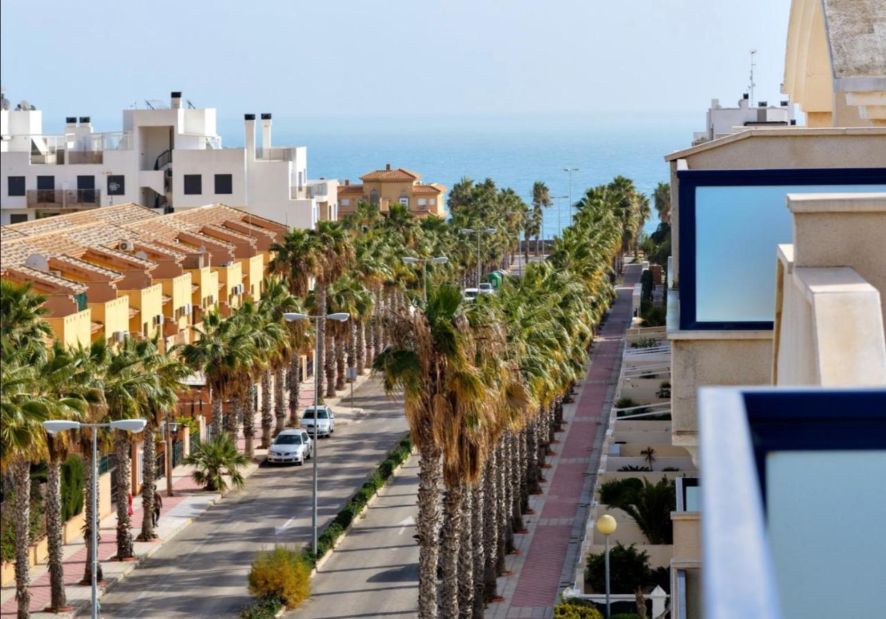 Playamarina II Rooftop Apartment 奥里韦拉 外观 照片